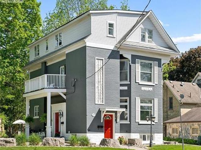 House for sale in Civic Centre, Kitchener