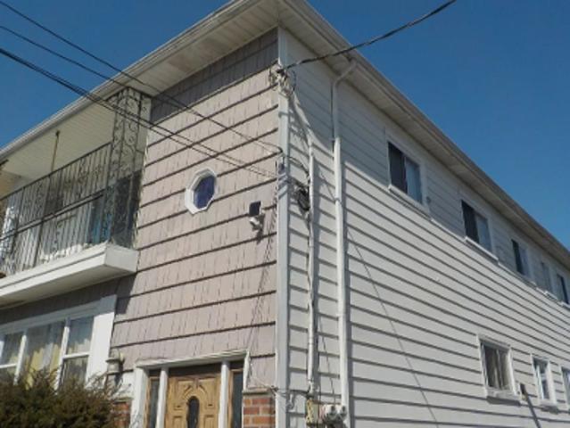 House for sale in Queens, Arverne