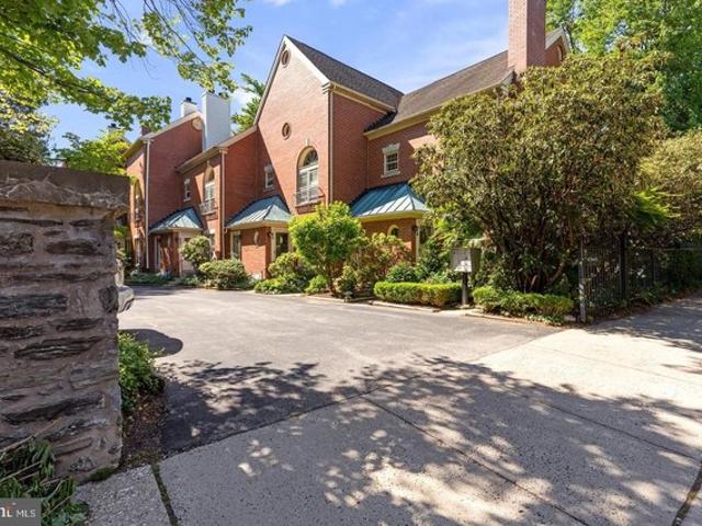 Townhouse for sale in Philadelphia, Pennsylvania