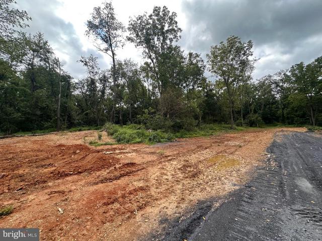 Land for sale in Summit Point, Jefferson County