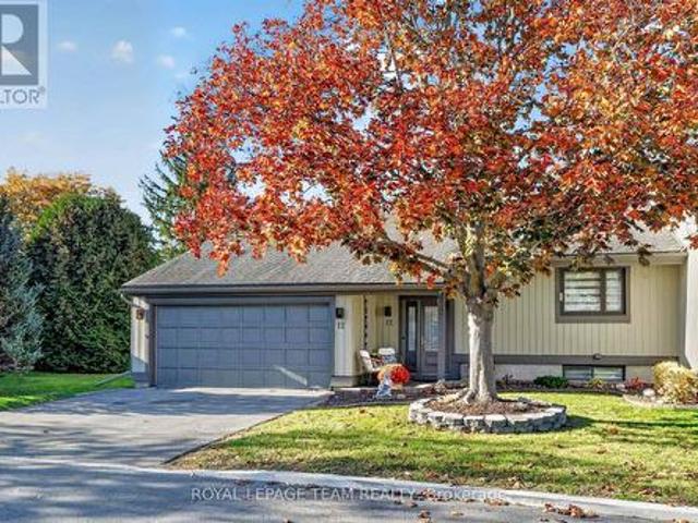Townhouse for sale in Amberwood Village, Ottawa