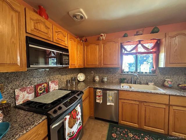 House for sale in Queens, Arverne
