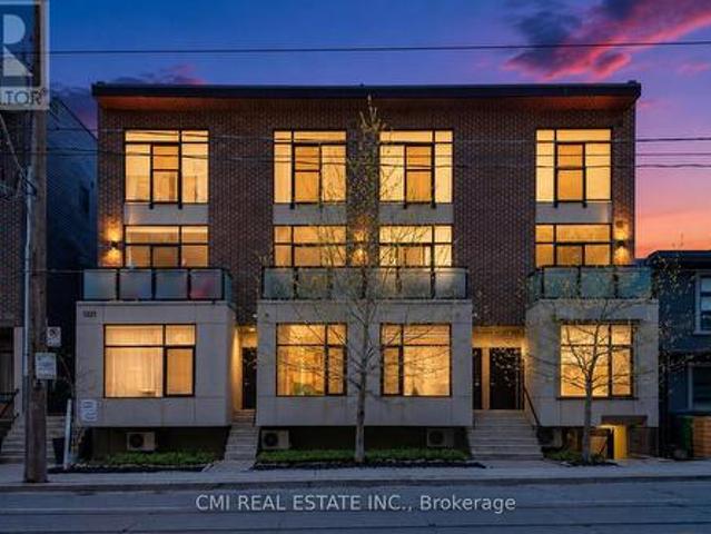 Townhouse for sale in Woburn, Ontario