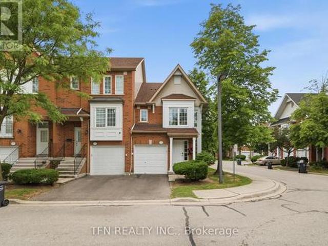 Townhouse for sale in Mississauga, Ontario