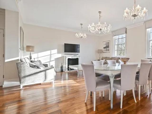 Apartment for rent in Mayfair, Greater London