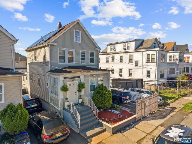 House for sale in Passaic, New Jersey