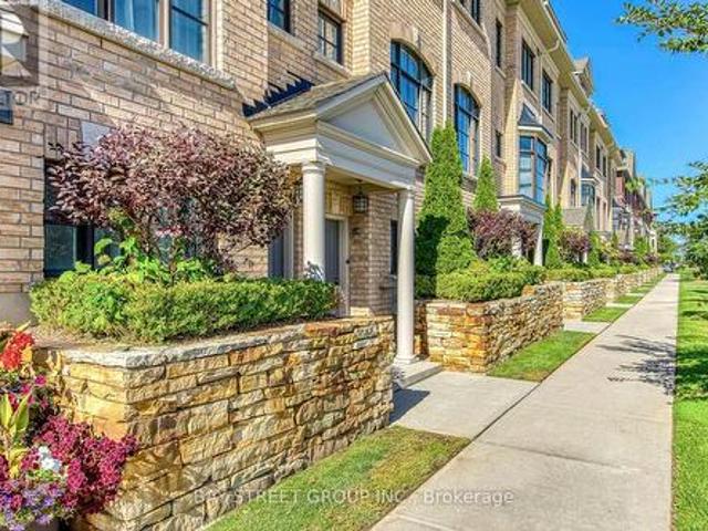 House for sale in Oakville, Ontario