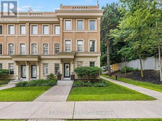 Townhouse for sale in Woburn, Ontario