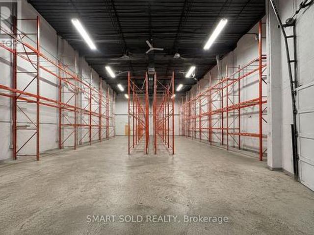 Commercial for rent in York, Ontario