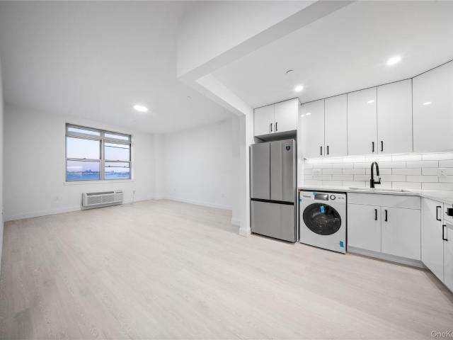 Property for sale in Queens, Arverne