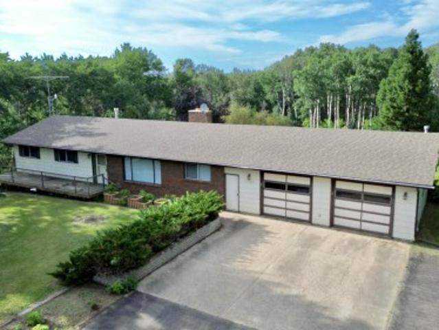 House for sale in County of Wetaskiwin, Alberta