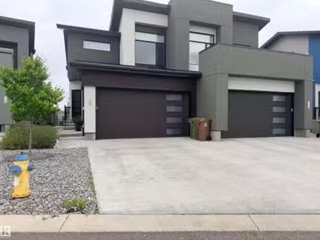 House for sale in Saint Albert, Alberta