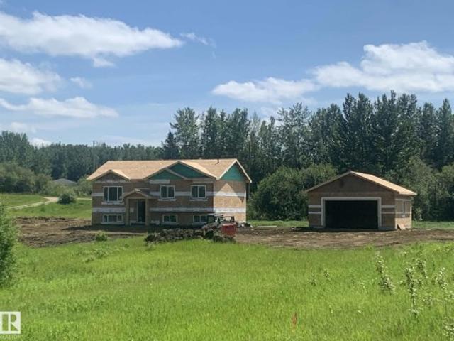 House for sale in Alberta
