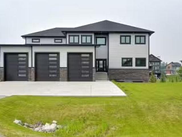 House for sale in Alberta