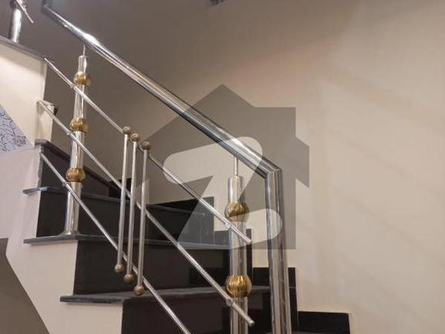 House for sale in Faisalabad, Islamabad Capital Territory