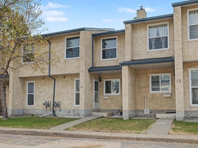 Townhouse for sale in Wedgewood, Alberta