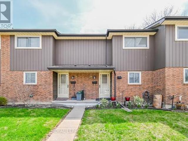 Townhouse for sale in Niagara, Ontario