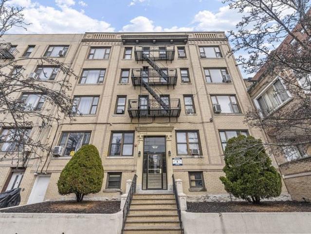 Condo for sale in Hudson, New Jersey