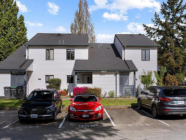 Condo for sale in Surrey