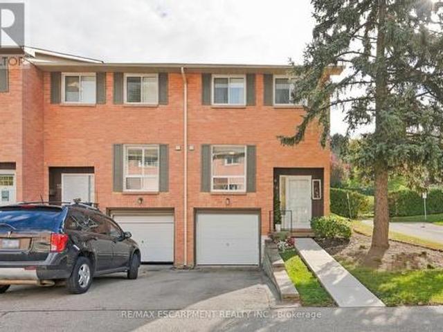 Townhouse for sale in Gersholme, Hamilton