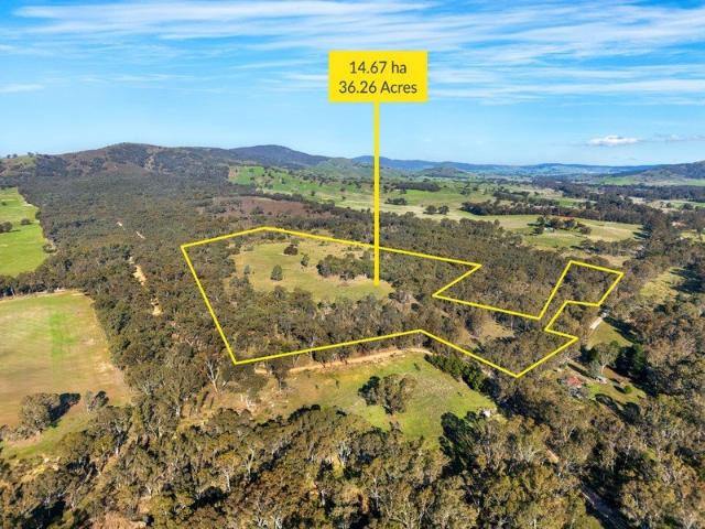 Land for sale in Amphitheatre, Victoria