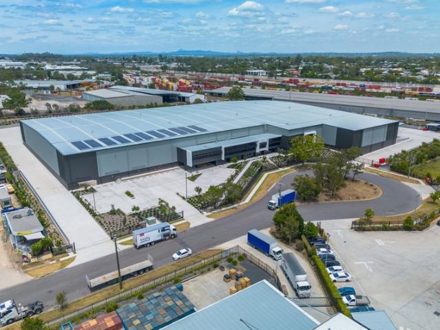 Warehouse for rent in Toombul, Queensland