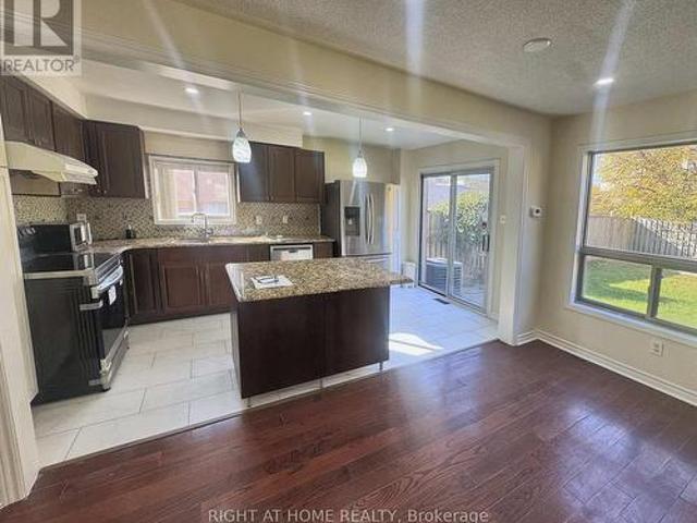 House for sale in Etobicoke Centre, Toronto