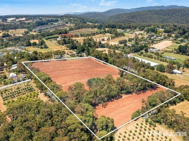 Cottage for sale in Camerons Creek, Victoria