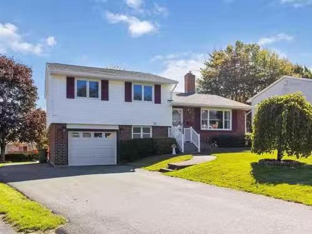 House for sale in Cole Harbour, Nova Scotia