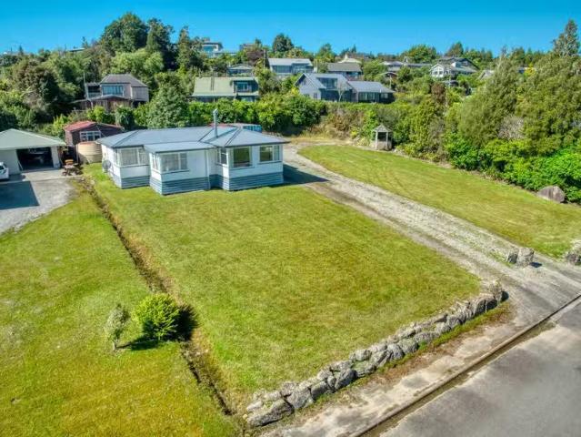 House for sale in Moana, West Coast