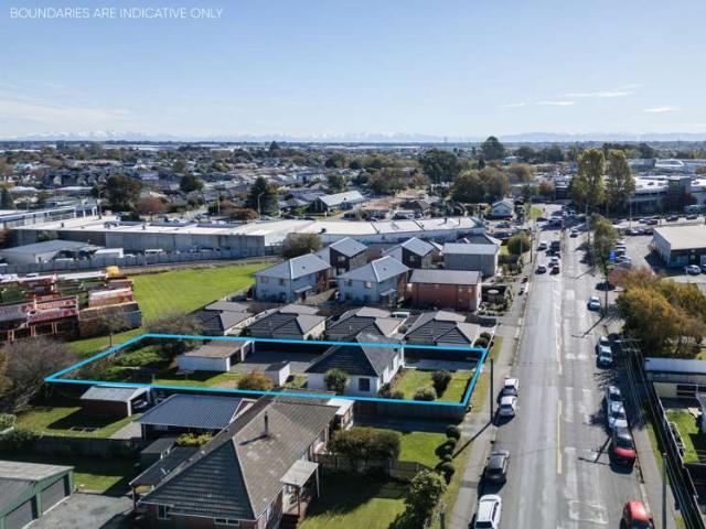 House for sale in Chaslands, Canterbury