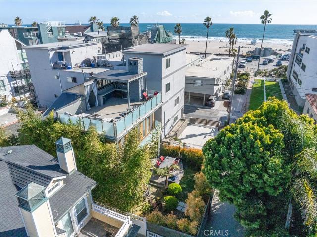 House for sale in Canoga Park, California