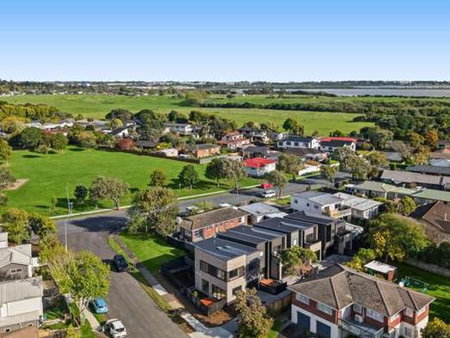 House for sale in Māngere Bridge, Māngere-Ōtāhuhu
