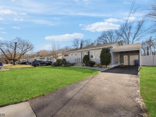 House for sale in Cliffwood, New Jersey