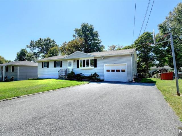 House for sale in Lake Hopatcong, New Jersey