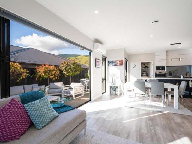 House for sale in Cable Bay, Nelson Bays