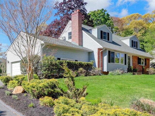 House for sale in Centereach, New York