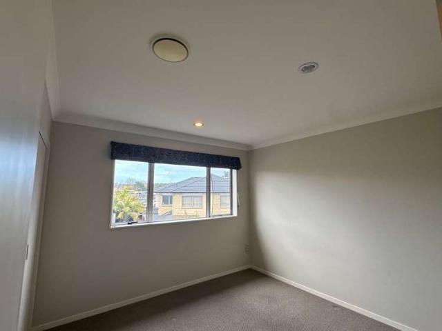 House for rent in Howick, Oroua County