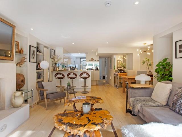 House for rent in Kensal Town, Bayswater