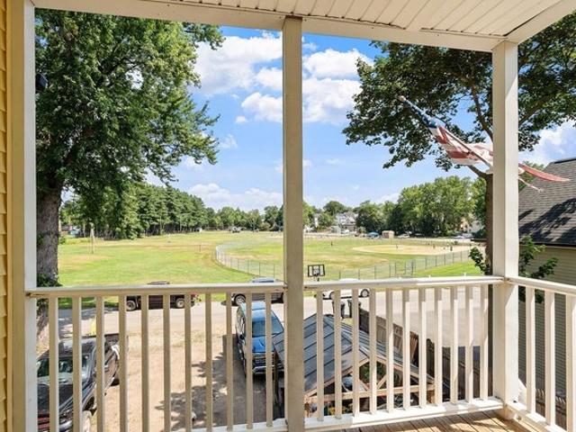 Condo for sale in New Hampshire
