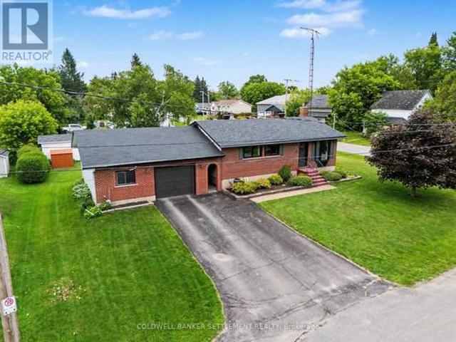 House for sale in Perth, Ontario