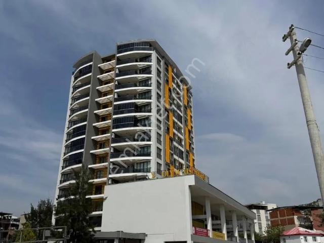 Bayrakli, İzmir içerisinde kiralık mülk