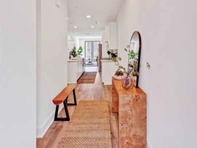 Townhouse for sale in Atlanta, Georgia
