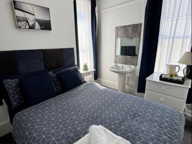 House for rent in The Polygon, City Of Southampton