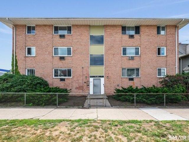 House for sale in Bridgeport, Connecticut