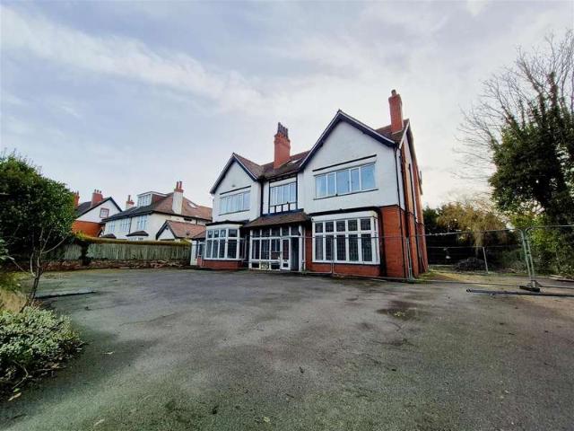 Farm for sale in Meols, Hoylake