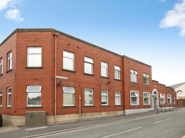 Flat for sale in Andertons Mill, Lancashire