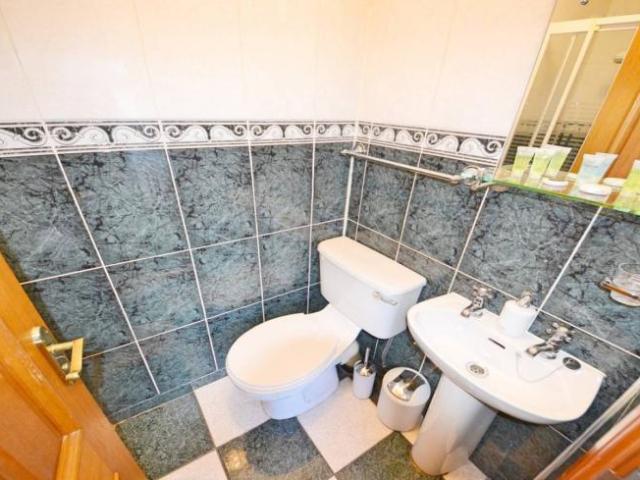 Property to rent in Bluebell, North Tipperary