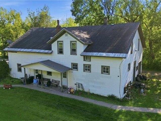 House for sale in Oneida, New York
