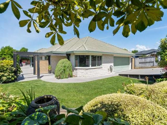 House for sale in Omokoroa, Bay Of Plenty